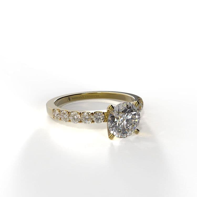 Anillo pekin 0,60 cts al frances