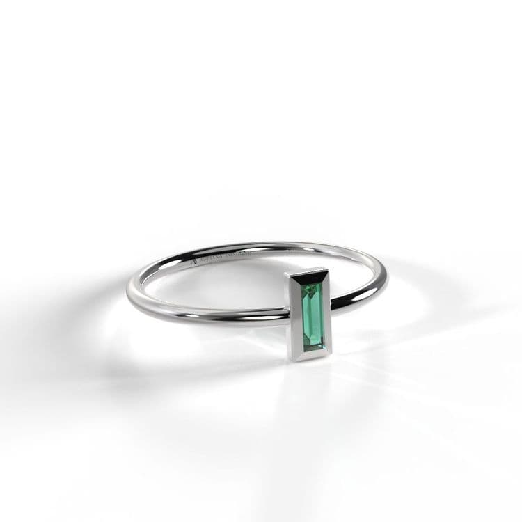 Anillo solitario boho baguette 0,07 cts